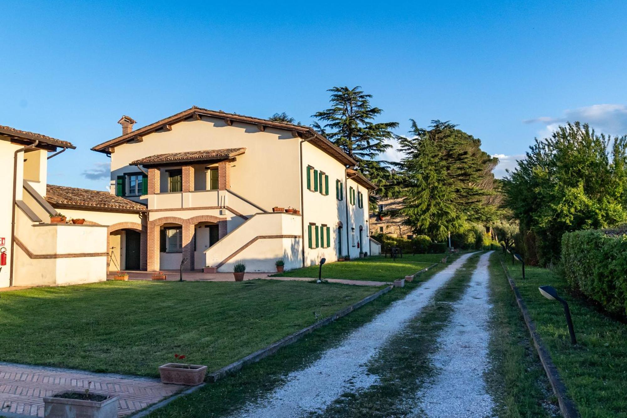 Tenuta Borgo San Michele グッビオ エクステリア 写真
