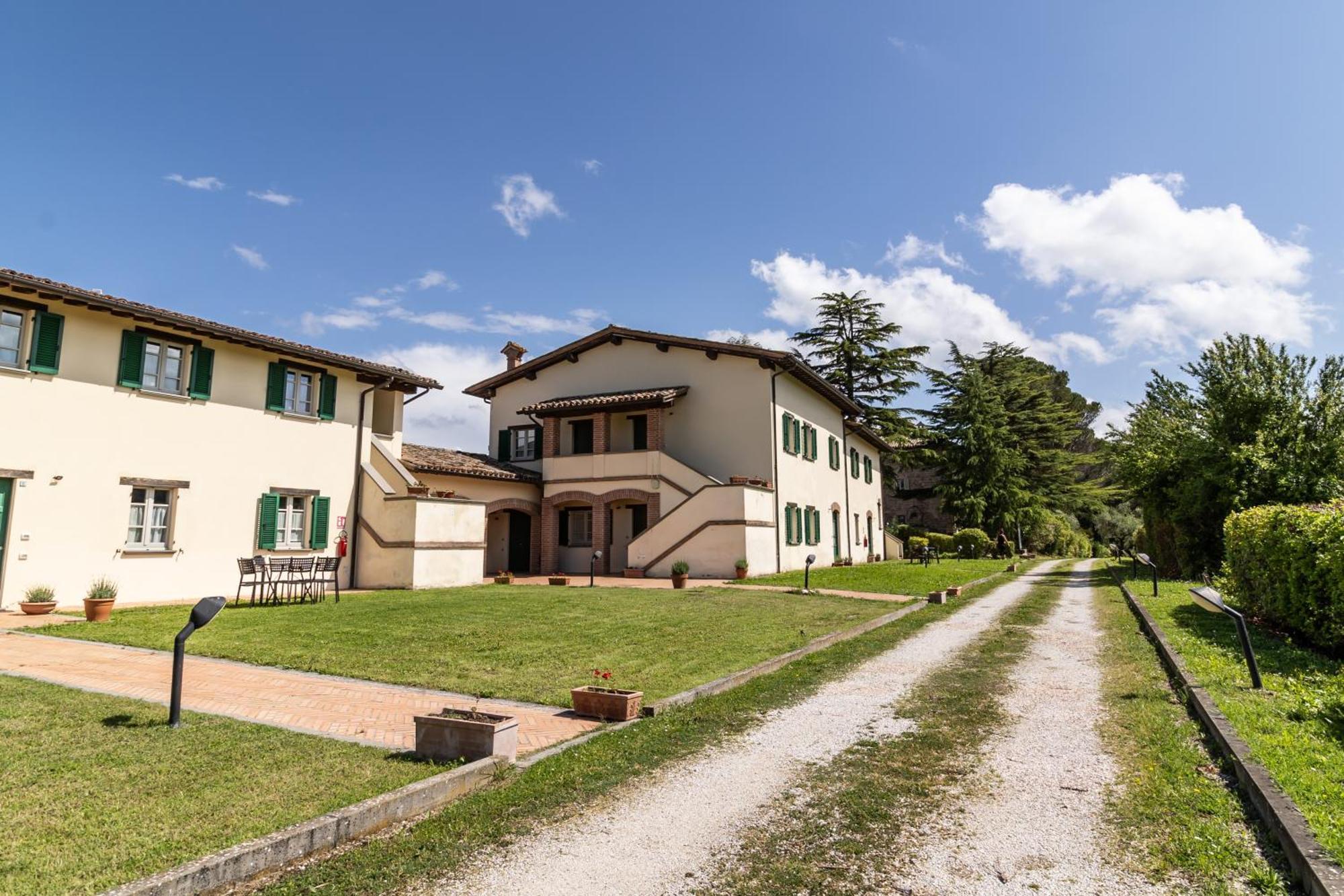 Tenuta Borgo San Michele グッビオ エクステリア 写真